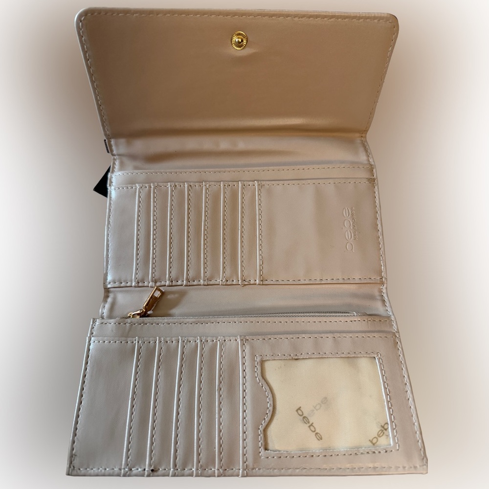 Bebe Trifold Wristlet Wallet Vegan Leather “Jeremy” - Picture 3 of 5